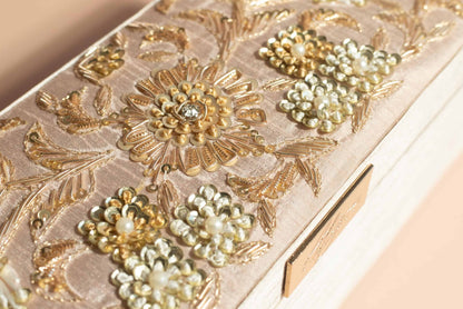 PRE-ORDER / MEENA Bangle Box (Nude Pink Silk)