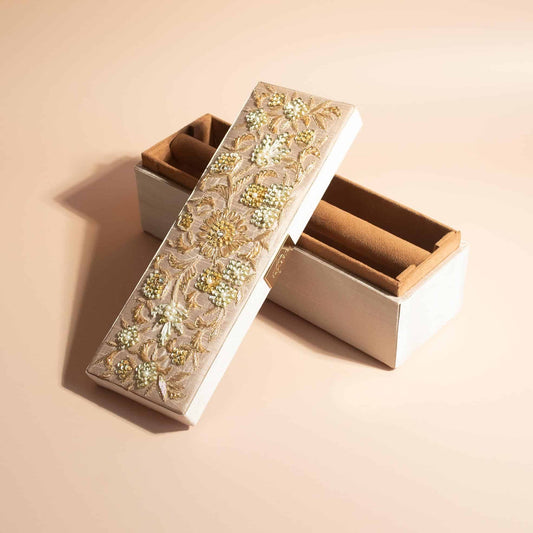 PRE-ORDER / MEENA Bangle Box (Nude Pink Silk)