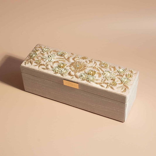 PRE-ORDER / MEENA Bangle Box (Nude Pink Silk)