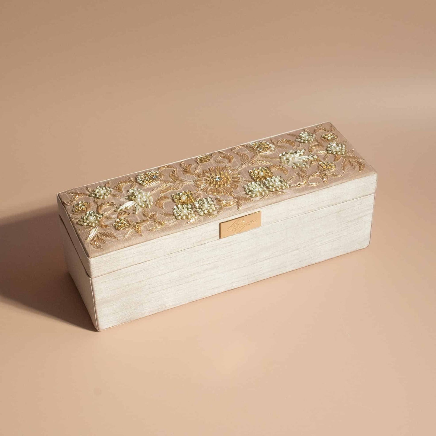PRE-ORDER / MEENA Bangle Box (Nude Pink Silk)