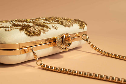 PRE-ORDER - MISHA - (Rose Clasp)