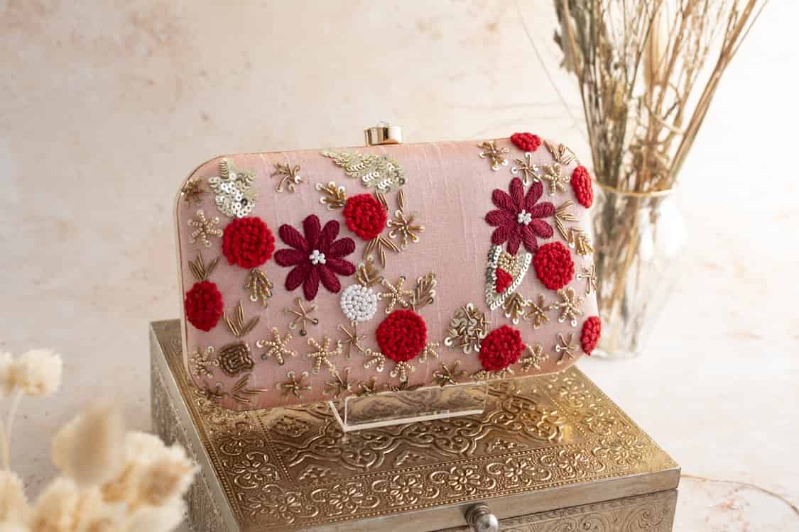 PRE-ORDER - ARA - Peach