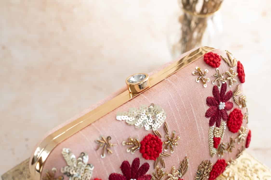 PRE-ORDER - ARA - Peach