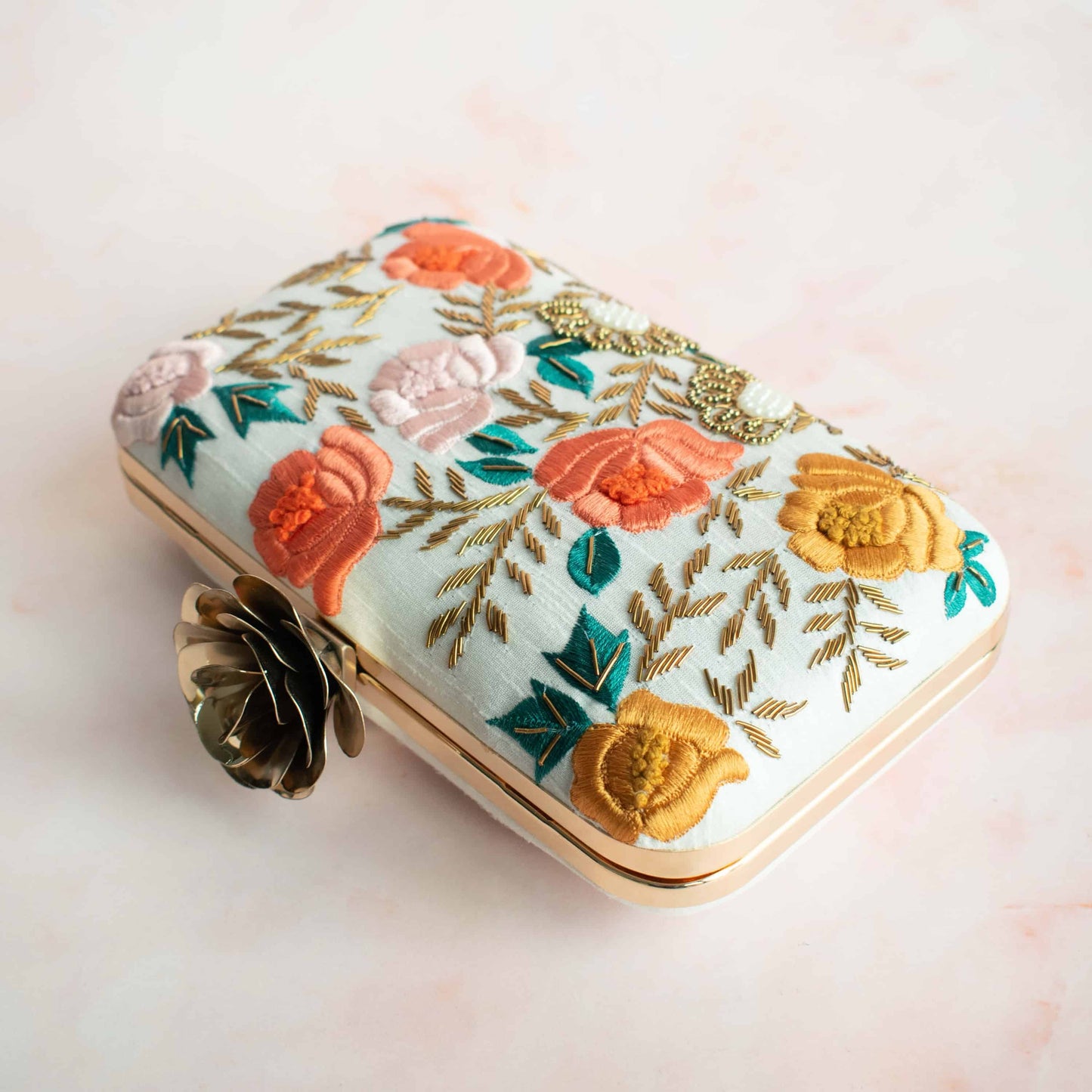 PRE-ORDER - SARA (Classic)