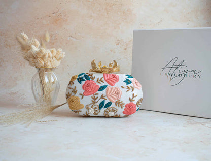 PRE-ORDER - Sara - Oval (Floral Clasp)