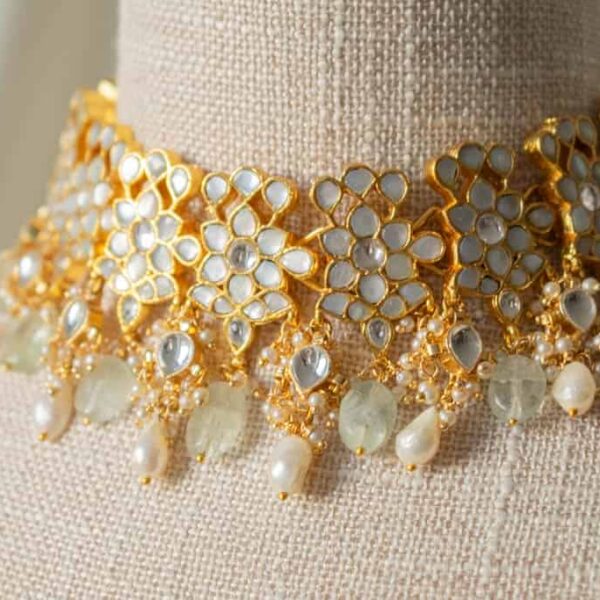 PRE-ORDER - Amalia Mother of Pearl Jewellery Set - Image 6
