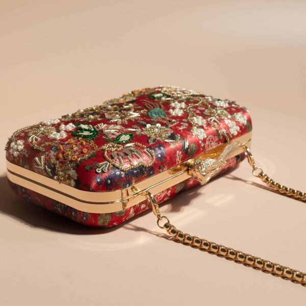 PRE-ORDER - MUMBAI DREAMS (Red) - Bird Clasp - Image 5