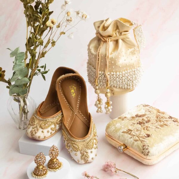 PRE-ORDER - SHAYRA (Cream Velvet) - Image 2