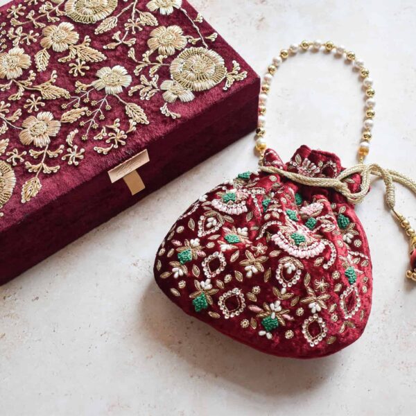 PRE-ORDER / ANAYA TROUSSEAU BOX (Maroon Velvet) - Image 6