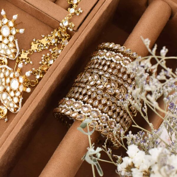 PRE-ORDER - ANAYA TROUSSEAU BOX (Cream Velvet) - Image 6