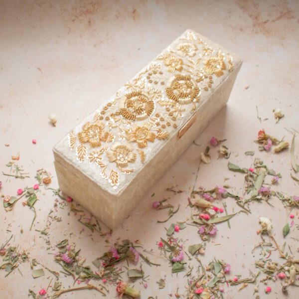 PRE-ORDER / ANAYA Bangle Box (Cream Velvet)