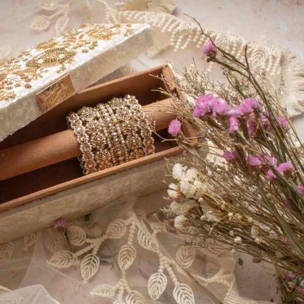 PRE-ORDER / ANAYA Bangle Box (Cream Velvet) - Image 3