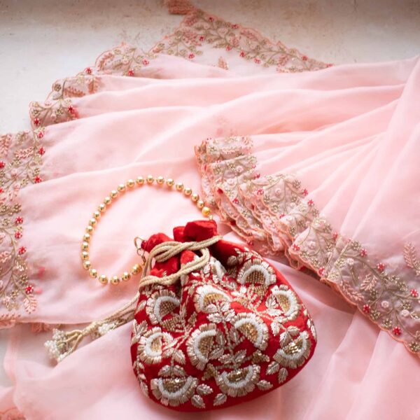 PRE-ORDER - AMRISHA (Red Velvet) - Image 3