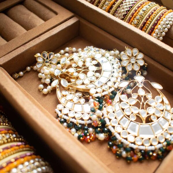 PRE-ORDER / AMNA TROUSSEAU BOX (Maroon Velvet) - Image 5