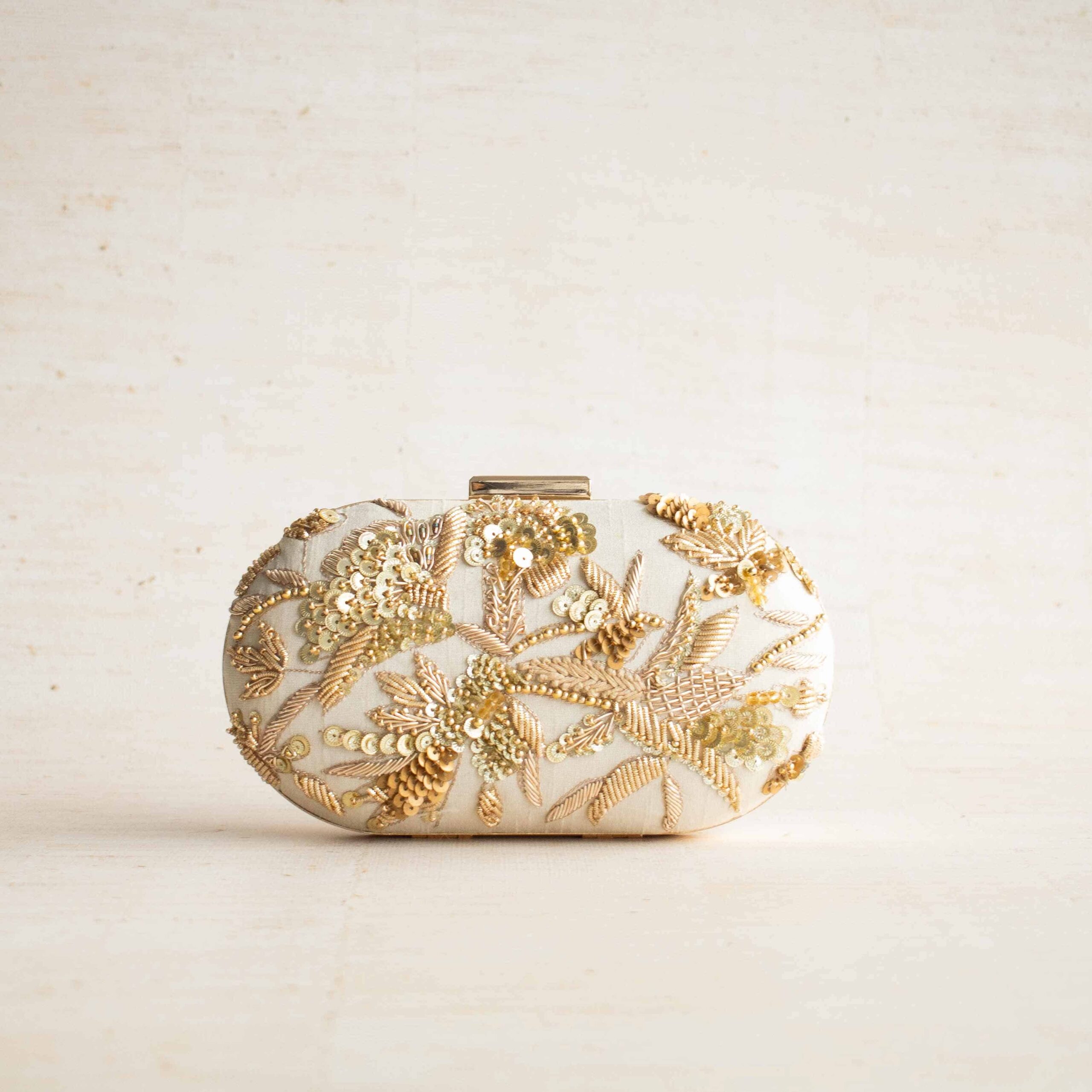 Maisha (Dull Ivory)