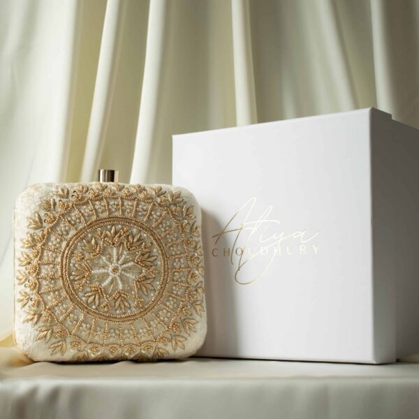 PRE-ORDER - MAHIYA (Cream Velvet) - Image 2