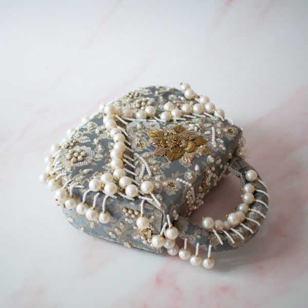 PRE-ORDER - Jasmine Clutch (Powder Blue) - Image 4