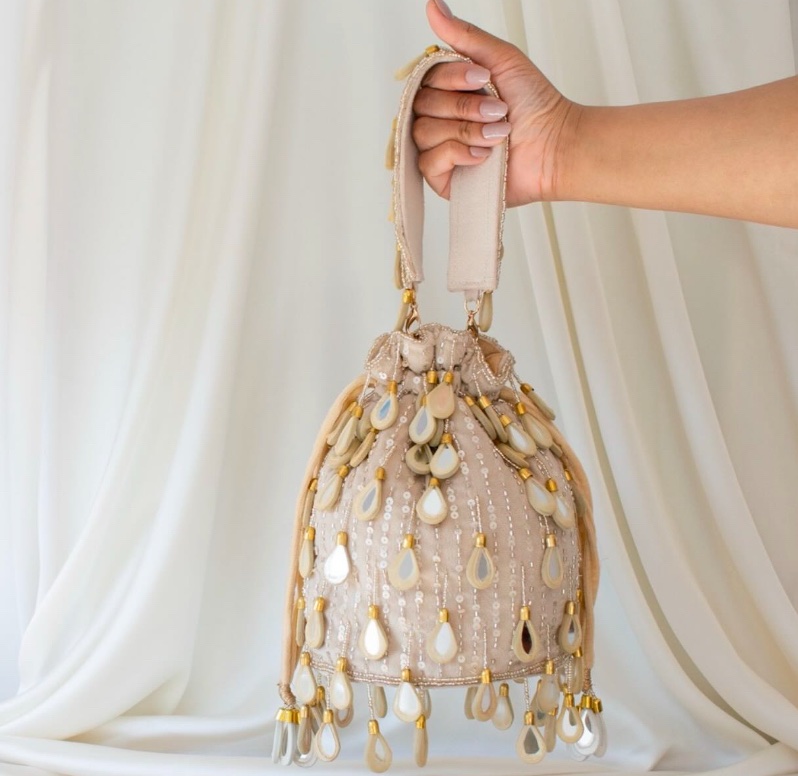 Raindrop Potli Bag (Nude)